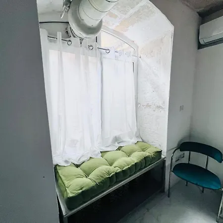 Duplex Barbara Bastions One Bedroom * Valletta