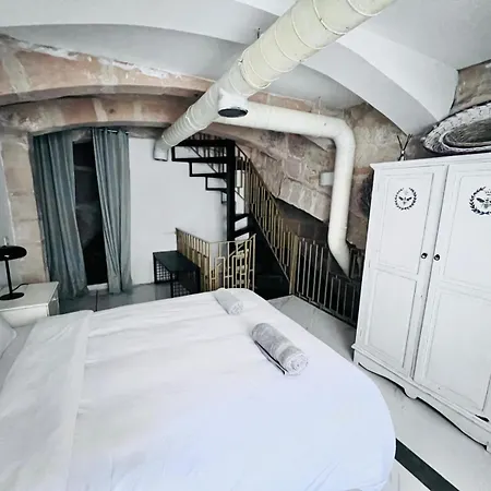Duplex Barbara Bastions One Bedroom Valletta