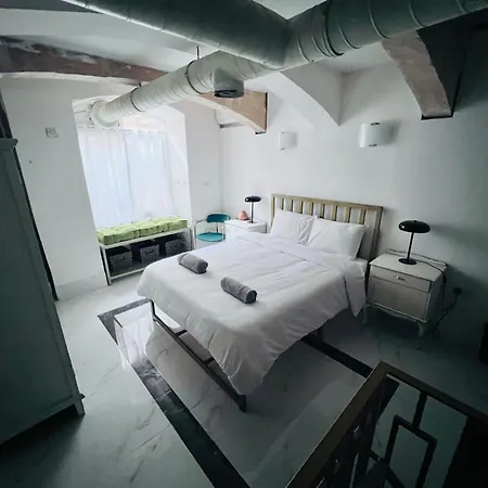 Duplex Barbara Bastions One Bedroom *